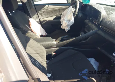 2025 Hyundai Elantra Sel Sport z USA, uszkodzony, nr VIN KMHLM4DG7SU896191